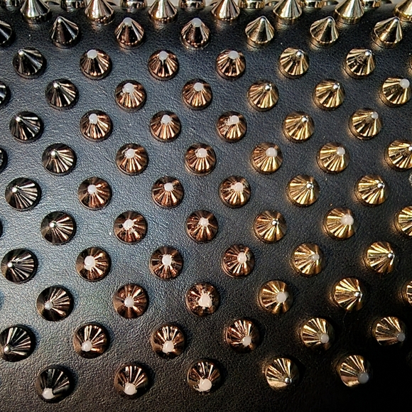 *SOLD* Christian Louboutin Panettone Spike Leather Wallet - Picture 8 of 14